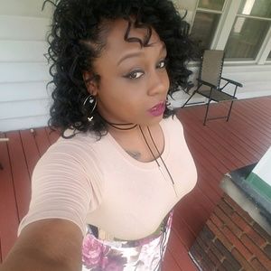 Meet your Posher, Robin